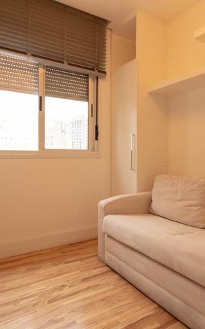 Apartamento à venda com 205m², 4 quartos e 4 vagas Apartamento à venda com 205m², 4 quartos e 4 vagasSuíte 4