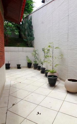 Casa à venda com 450m², 4 quartos e 5 vagasÁrea externa