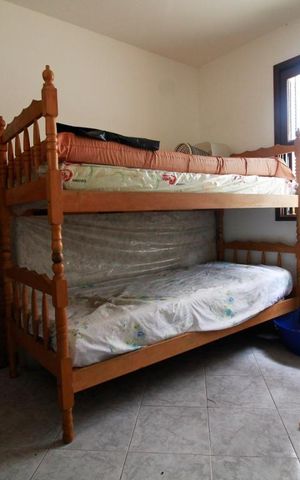 Casa à venda com 450m², 4 quartos e 5 vagasQuarto de serviço