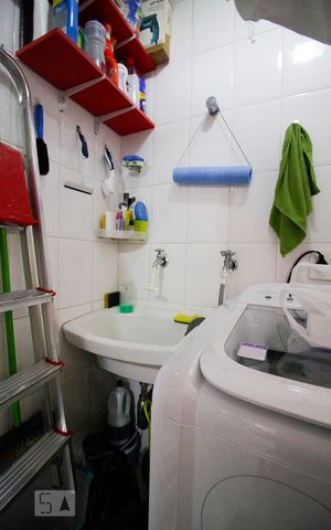 Apartamento para alugar com 72m², 2 quartos e 1 vagaÁrea de Serviço