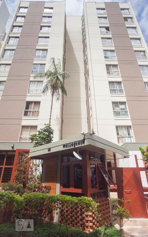 Studio à venda com 40m², 1 quarto e 1 vaga Studio à venda com 40m², 1 quarto e 1 vagaFachada do prédio