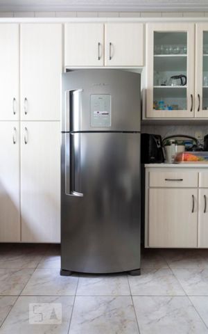Casa para alugar com 400m², 3 quartos e 8 vagasCozinha