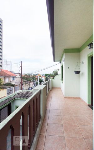 Casa para alugar com 400m², 3 quartos e 8 vagasVaranda Quarto 3 - Suíte
