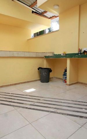 Casa para alugar com 300m², 5 quartos e 6 vagasÁrea externa
