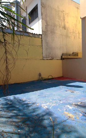 Casa para alugar com 300m², 5 quartos e 6 vagasÁrea externa