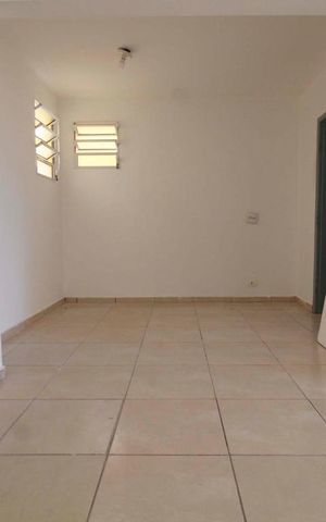 Casa para alugar com 300m², 5 quartos e 6 vagasSala