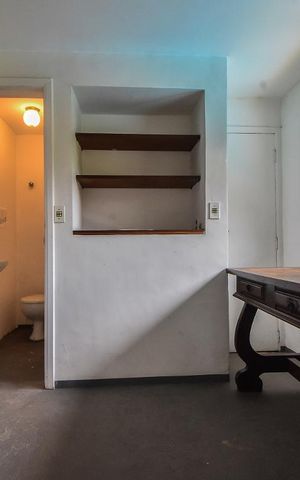 Casa à venda com 750m², 4 quartos e 2 vagas Casa à venda com 750m², 4 quartos e 2 vagasEscriório Externo