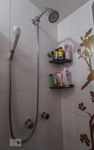 Apartamento para alugar com 100m², 3 quartos e 2 vagas Apartamento para alugar com 100m², 3 quartos e 2 vagasBanheiro