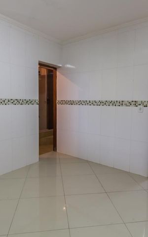 Casa à venda com 115m², 3 quartos e 3 vagas Casa à venda com 115m², 3 quartos e 3 vagasCozinha