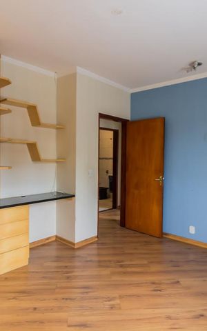 Casa à venda com 115m², 3 quartos e 3 vagas Casa à venda com 115m², 3 quartos e 3 vagasQuarto 2