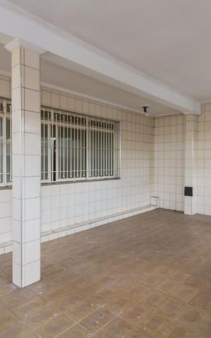 Casa à venda com 115m², 3 quartos e 3 vagas Casa à venda com 115m², 3 quartos e 3 vagasGaragem