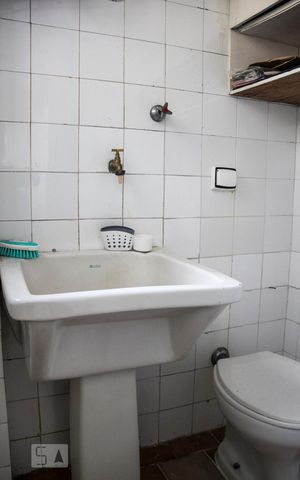 Apartamento à venda com 85m², 2 quartos e 1 vagaÁrea de Serviço