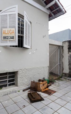 Casa para alugar com 150m², 3 quartos e 2 vagasFachada