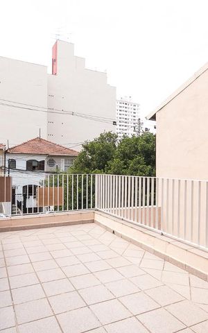 Casa à venda com 170m², 3 quartos e 2 vagasVaranda de entrada 