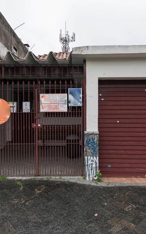 Casa para alugar com 189m², 2 quartos e 3 vagasFachada