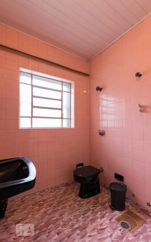 Casa para alugar com 189m², 2 quartos e 3 vagasBanheiro