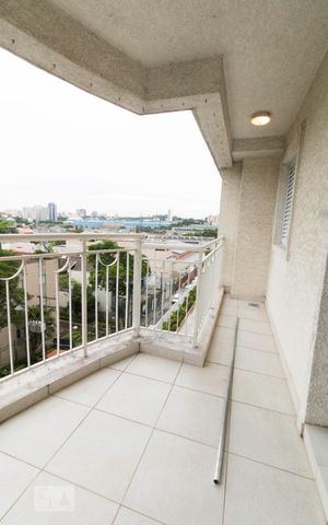 Apartamento à venda com 85m², 2 quartos e 2 vagasVaranda