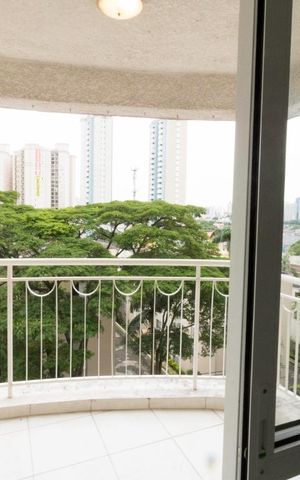 Apartamento à venda com 85m², 2 quartos e 2 vagasVaranda