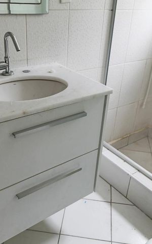 Apartamento para alugar com 60m², 2 quartos e sem vaga Apartamento para alugar com 60m², 2 quartos e sem vagaBanheiro