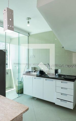 Casa à venda com 144m², 3 quartos e 4 vagas Casa à venda com 144m², 3 quartos e 4 vagasCozinha e Área de Serviço
