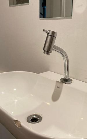 Apartamento à venda com 64m², 1 quarto e 2 vagas Apartamento à venda com 64m², 1 quarto e 2 vagasBanheiro - Torneira