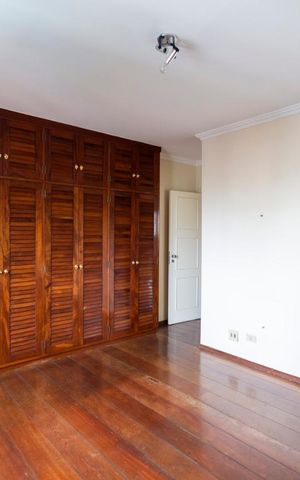 Apartamento à venda com 168m², 4 quartos e 2 vagasQuarto 4 - Suíte