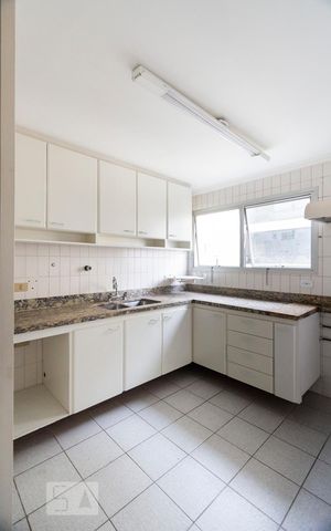 Apartamento à venda com 168m², 4 quartos e 2 vagasCozinha