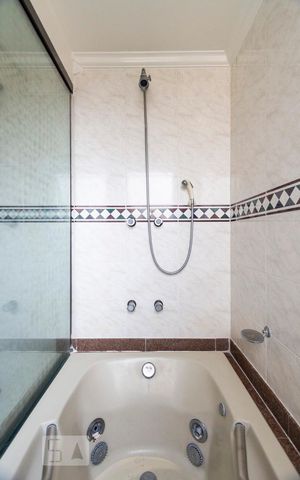 Apartamento à venda com 168m², 4 quartos e 2 vagasSuíte quarto 4