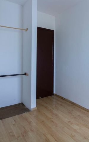 Apartamento à venda com 60m², 2 quartos e 1 vagaQuarto 02