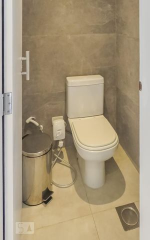 Apartamento à venda com 142m², 2 quartos e 2 vagasBanheiro suíte