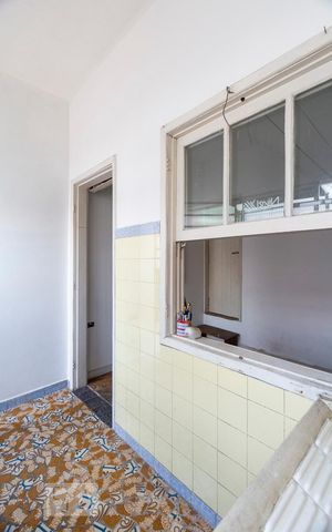 Casa para alugar com 200m², 3 quartos e 2 vagasÁrea de serviço