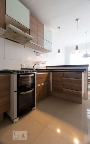 Casa para alugar com 200m², 3 quartos e 2 vagasCozinha