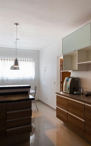Casa para alugar com 200m², 3 quartos e 2 vagasCozinha