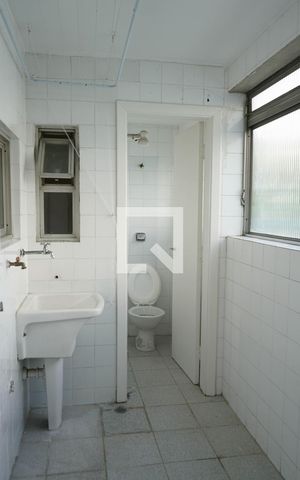 Apartamento para alugar com 82m², 3 quartos e 1 vaga Apartamento para alugar com 82m², 3 quartos e 1 vagaÁrea de Serviço