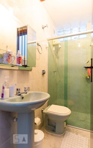 Casa para alugar com 78m², 2 quartos e 1 vagaBanheiro social