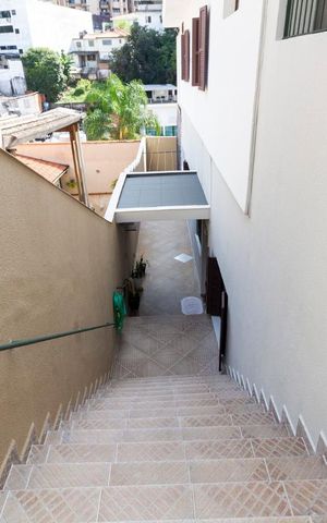 Casa para alugar com 78m², 2 quartos e 1 vagaEntrada