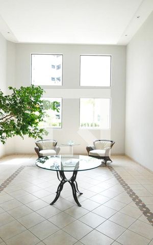 Apartamento à venda com 68m², 1 quarto e 2 vagasHall social