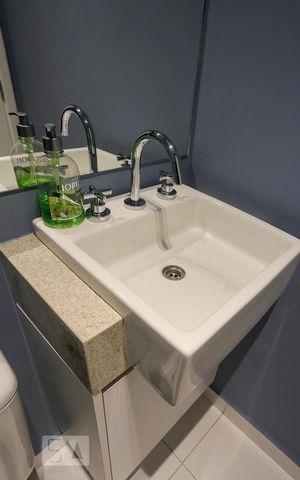Apartamento para alugar com 38m², 1 quarto e 1 vaga Apartamento para alugar com 38m², 1 quarto e 1 vagaBanheiro