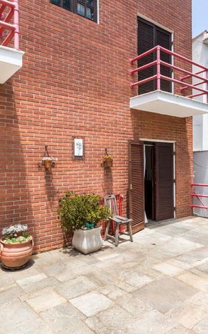 Casa à venda com 300m², 4 quartos e 4 vagasVaranda sala