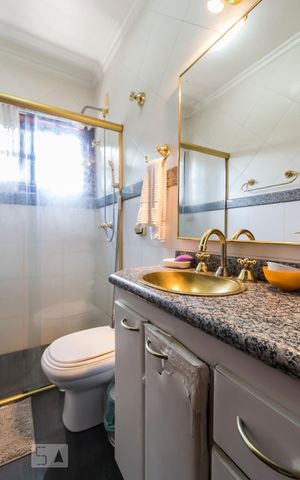 Casa à venda com 300m², 4 quartos e 4 vagasBanheiro