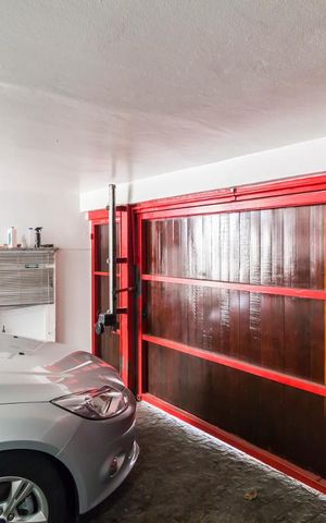 Casa à venda com 300m², 4 quartos e 4 vagasGaragem