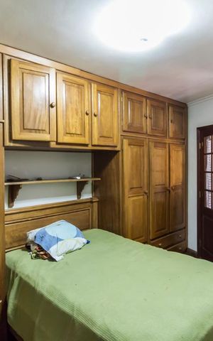 Casa à venda com 300m², 4 quartos e 4 vagasSuíte 1