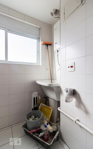 Apartamento para alugar com 76m², 2 quartos e 1 vagaÁrea de serviço
