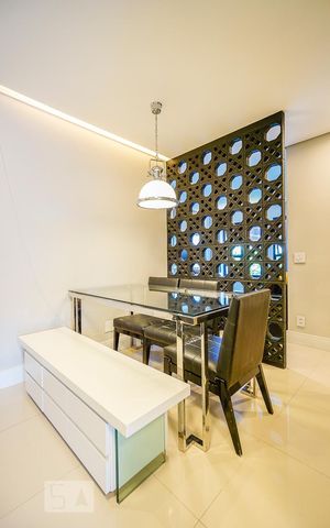 Apartamento para alugar com 70m², 2 quartos e 1 vaga
