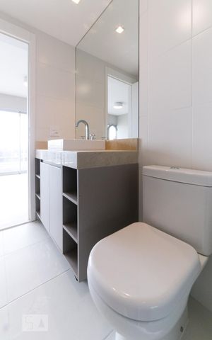 Studio à venda com 58m², 1 quarto e 1 vaga Studio à venda com 58m², 1 quarto e 1 vagaBanheiro