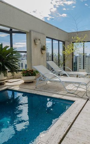 Apartamento à venda com 319m², 4 quartos e 5 vagas Apartamento à venda com 319m², 4 quartos e 5 vagasPiscina Privativa