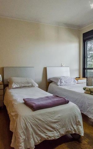 Apartamento à venda com 319m², 4 quartos e 5 vagas Apartamento à venda com 319m², 4 quartos e 5 vagasSuíte 2