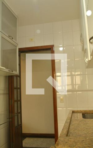 Apartamento para alugar com 78m², 2 quartos e 2 vagasCozinha- Pia