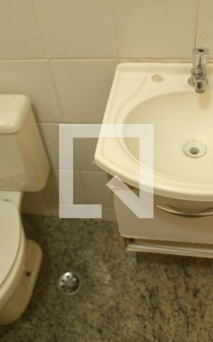 Apartamento para alugar com 78m², 2 quartos e 2 vagasBanheiro Social