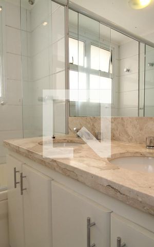 Apartamento para alugar com 153m², 3 quartos e 3 vagasBanheiro suíte 2